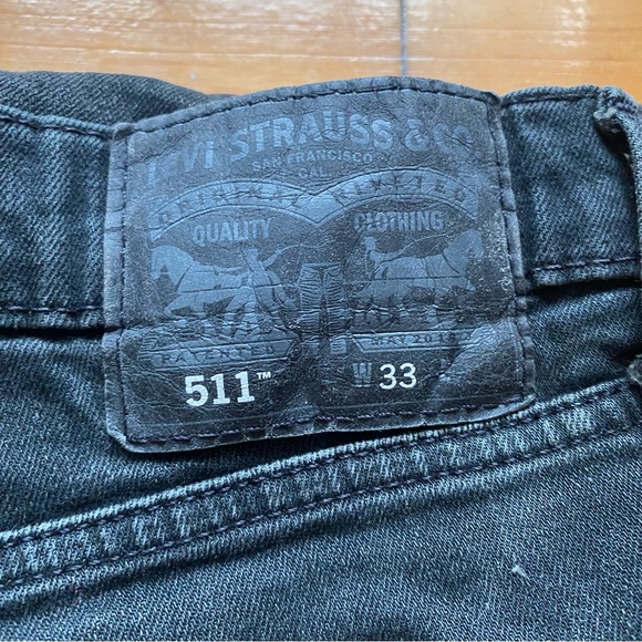 🖤 Levi's Black Jean Shorts - Picture 6 of 9